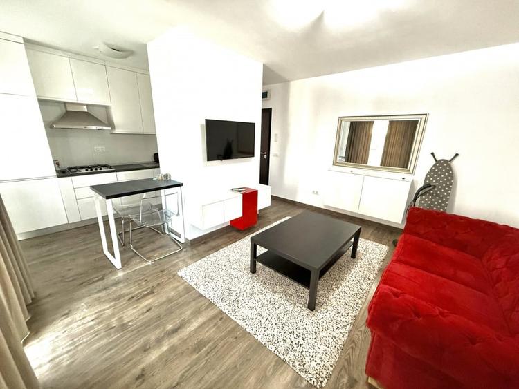 Apartament cu 2 camere decomandat, mobilat în Barbu Văcărescu
