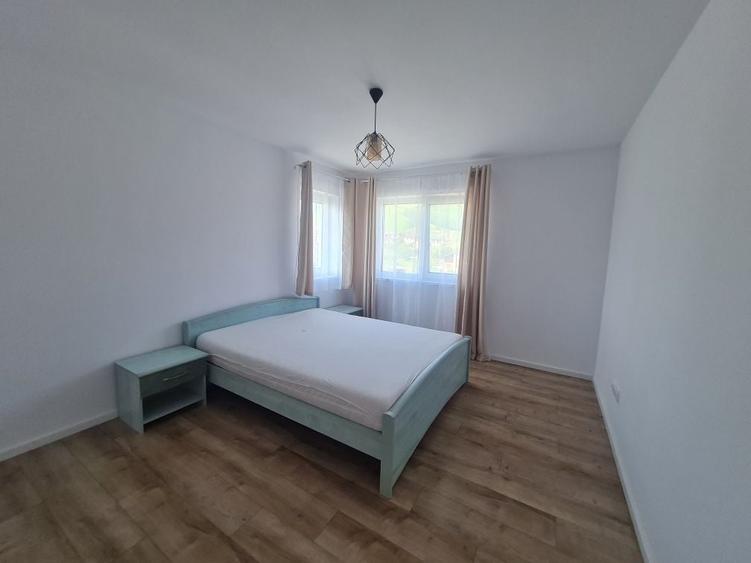 Casă cu 3 camere cu Teren 550 Mp în Câmpenești