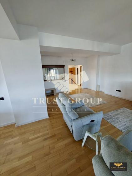 Apartament cu 3 camere decomandat, mobilat în Dacia
