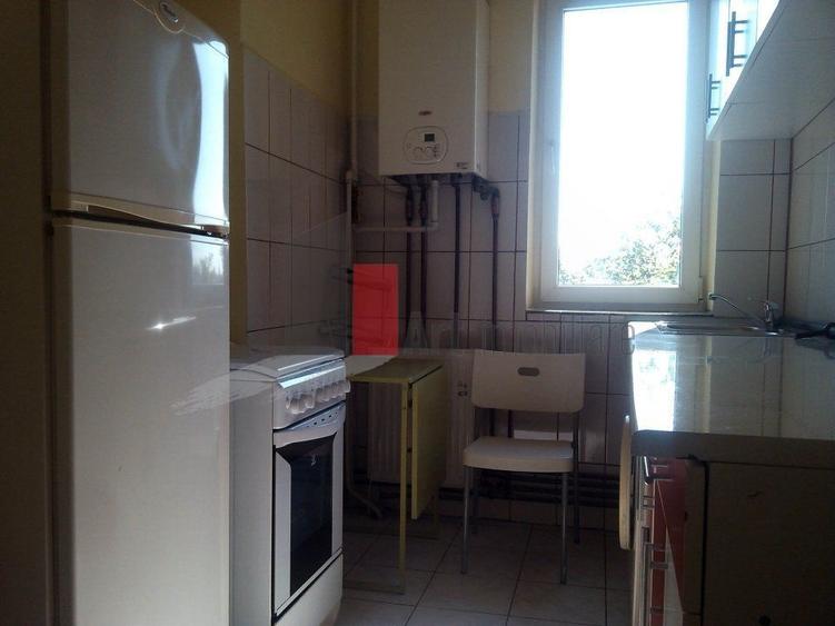 Garsonieră decomandată în Tineretului