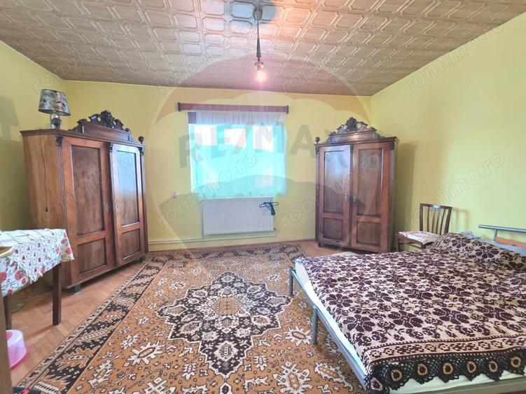 Casă cu 3 camere cu Teren 250 Mp în Sud
