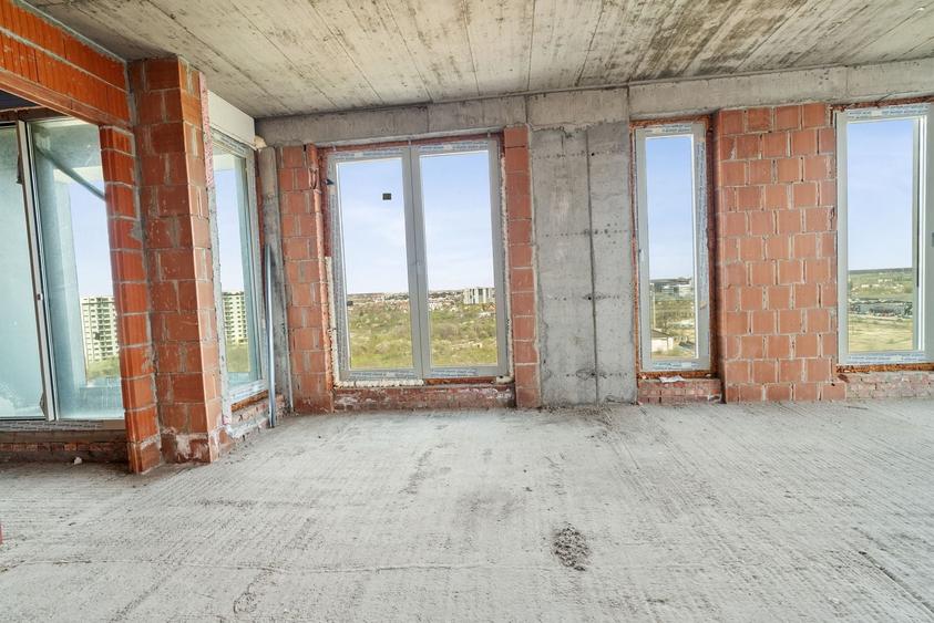 Apartament cu 6 camere decomandat în Aviației