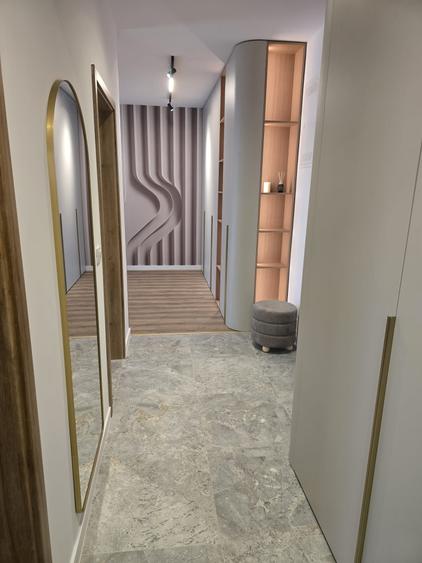 Apartament cu 2 camere decomandat în Metalurgiei