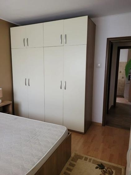 Apartament cu 2 camere decomandat, mobilat în Drumul Taberei
