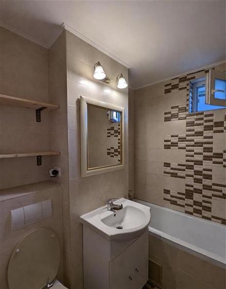 Apartament cu 3 camere decomandat, mobilat în Lipovei