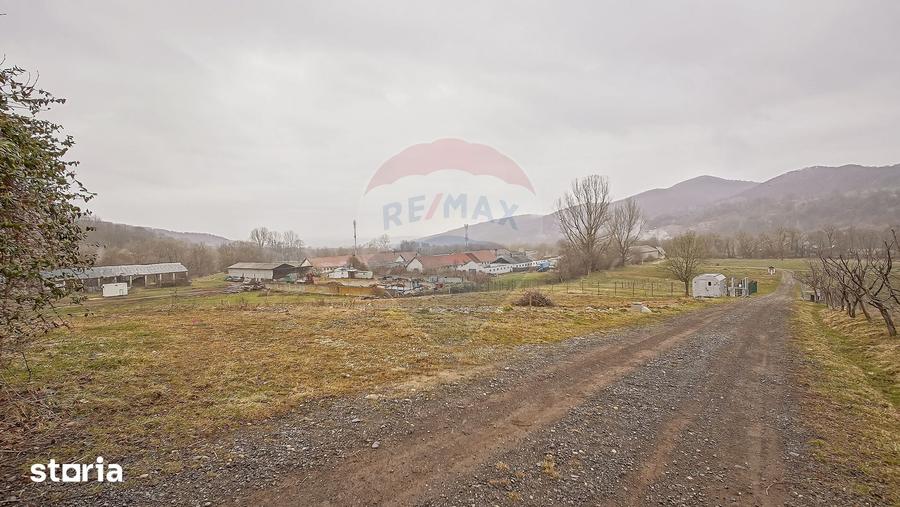 Teren de 656 mp, în Central