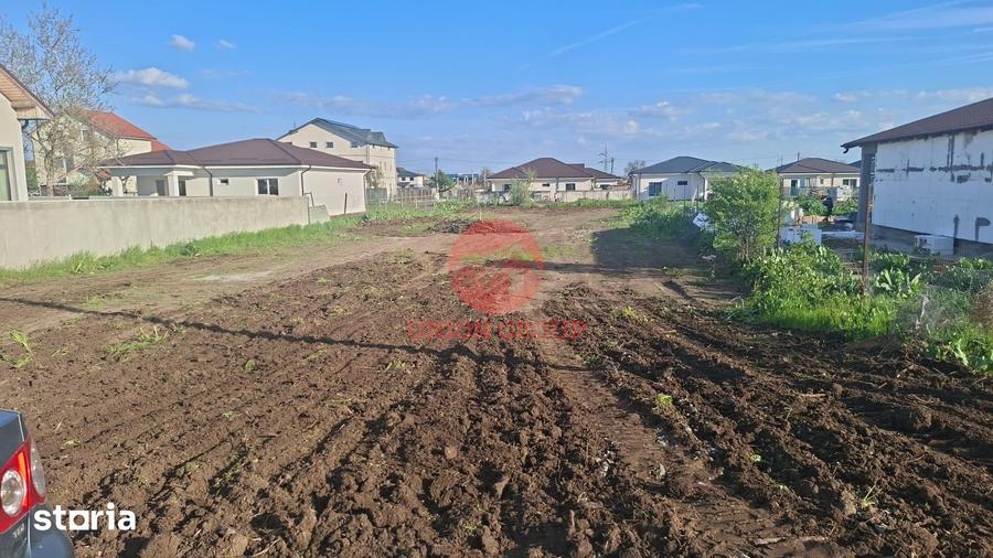 Teren de 664 mp, în Cumpăna