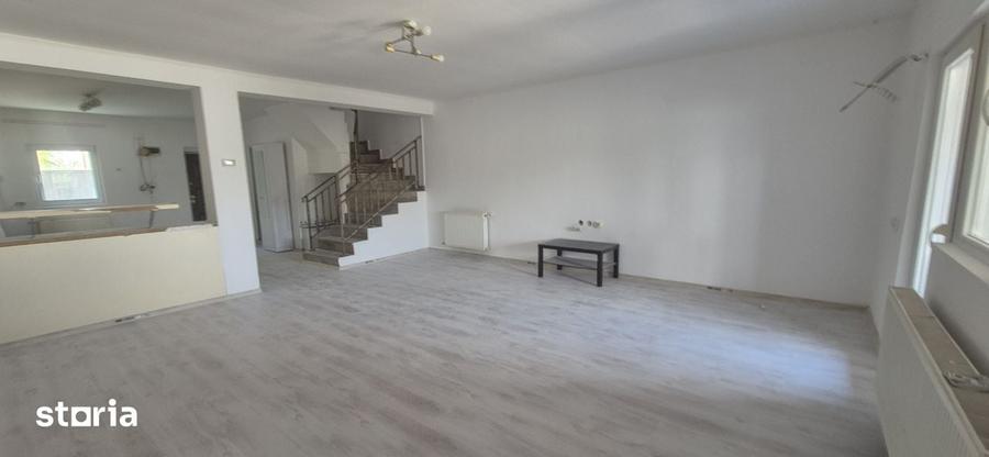 Casă cu 4 camere cu Teren 200 Mp în Cornetu