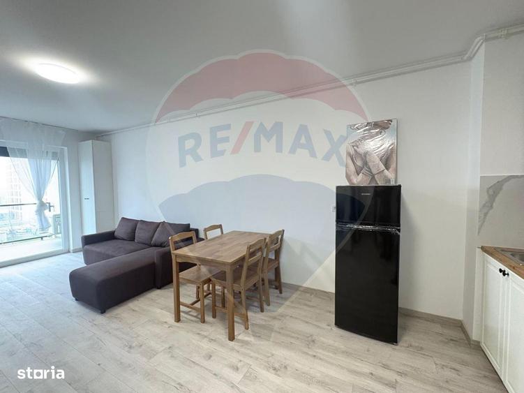 Apartament cu 2 camere, mobilat în Central