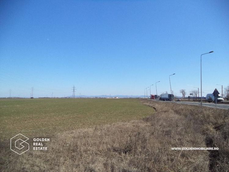 Teren agricol extravilan de 16055 mp, în 6 Vânători