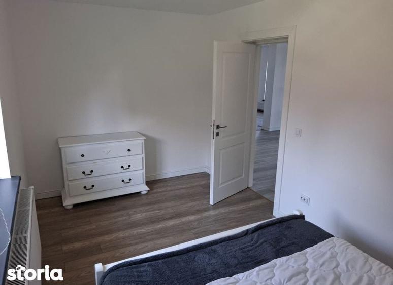 Casă cu 4 camere cu Teren 466 Mp în Holboca