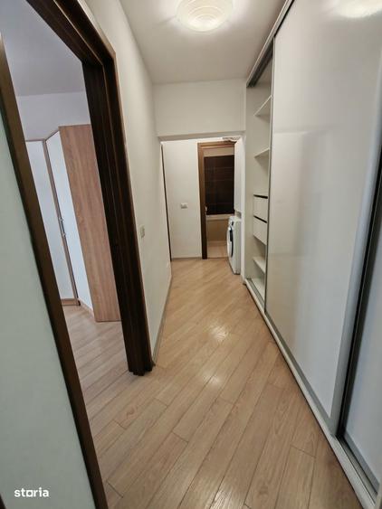 Apartament cu 4 camere decomandat în Colentina