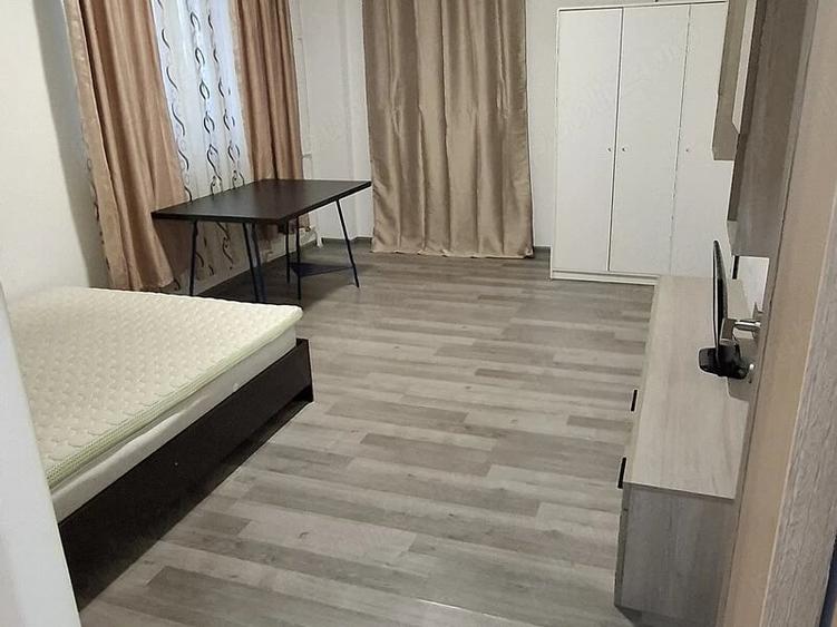 Garsonieră decomandată în Vitan