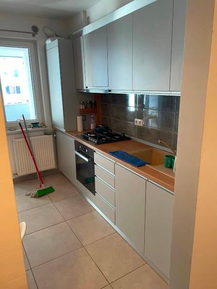Apartament cu 2 camere decomandat, mobilat în Mihai Viteazul
