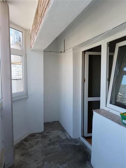 Apartament cu 3 camere decomandat, mobilat în Gară