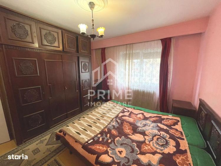 Apartament cu 3 camere în Cetate