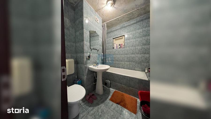 Apartament cu 4 camere decomandat în Luncă