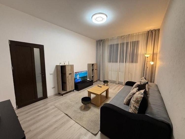 Garsonieră decomandată în Dobrești