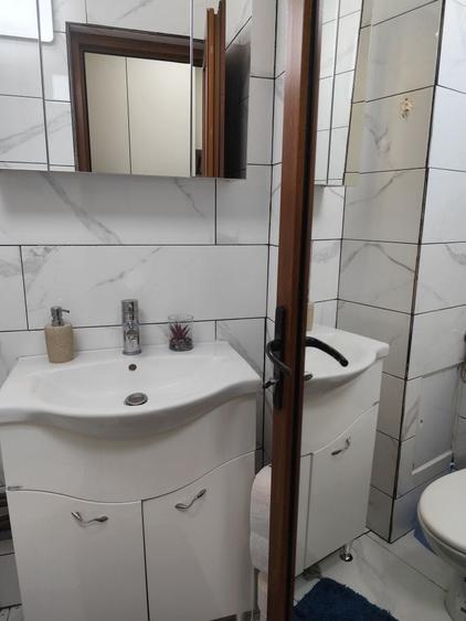 Apartament cu 3 camere decomandat în Micălaca