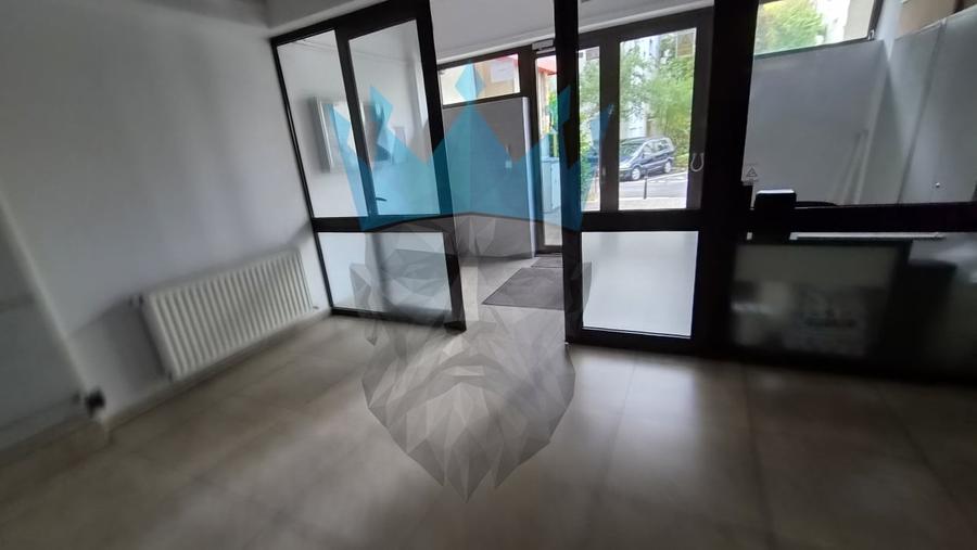 Garsonieră semidecomandată, mobilată în Berceni