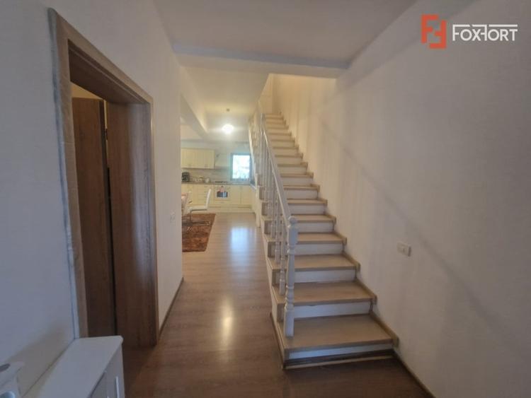 Duplex cu 4 camere cu Canalizare în Moșnița Veche