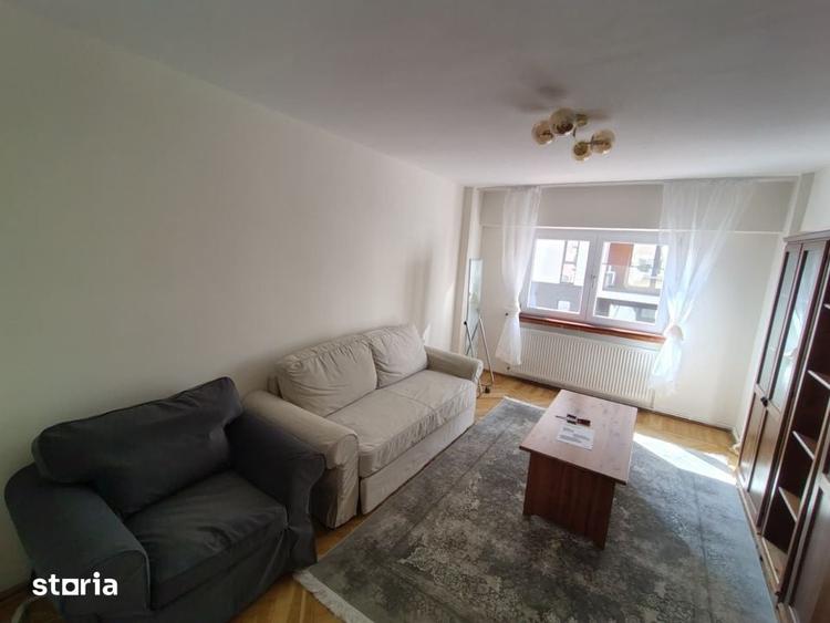 Apartament cu 3 camere semidecomandat, mobilat în Lăpuș Argeș