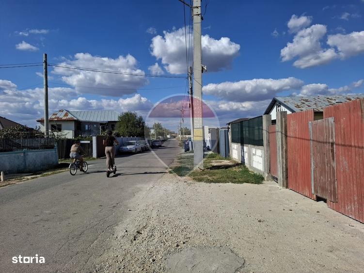 Spațiu comercial, în Tânganu