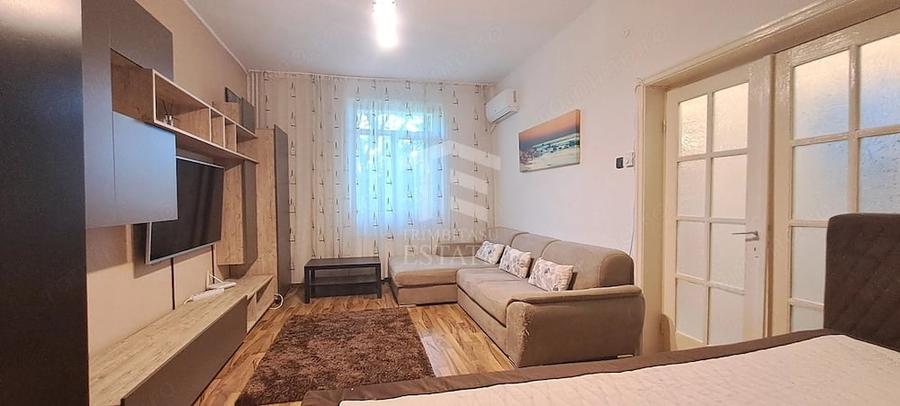 Garsonieră decomandată în Brâncoveanu