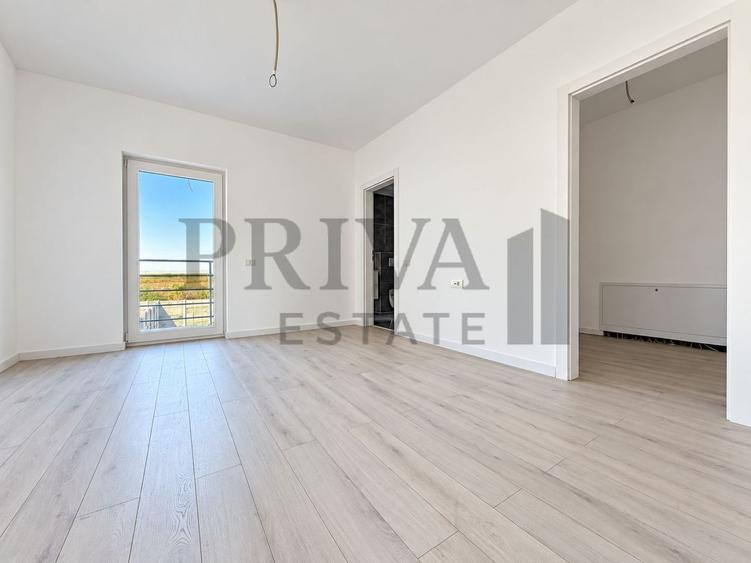 Duplex cu 4 camere cu Canalizare în Giarmata