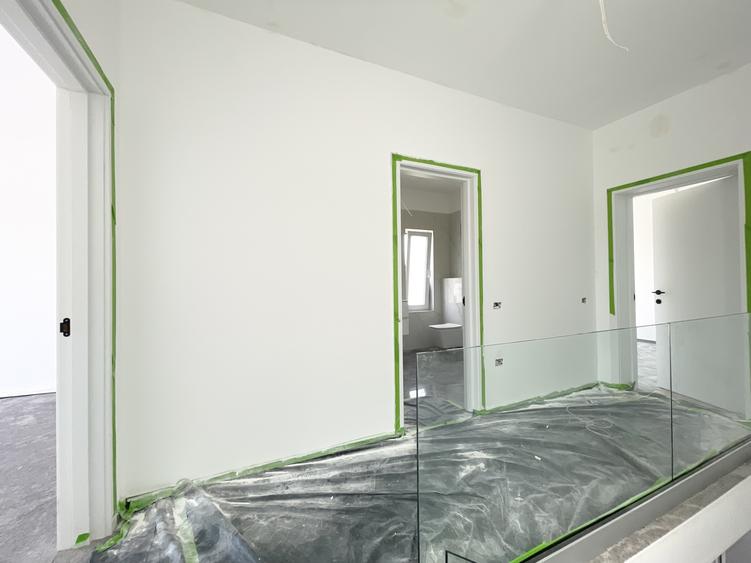 Duplex cu 3 camere cu Teren 330 Mp în Moșnița Veche