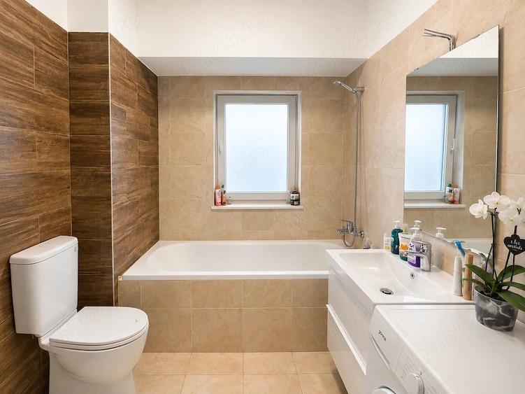 Apartament cu 3 camere semidecomandat în Semicentral