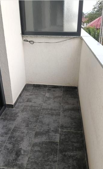 Inchiriez apartament cu 2 camere - 1