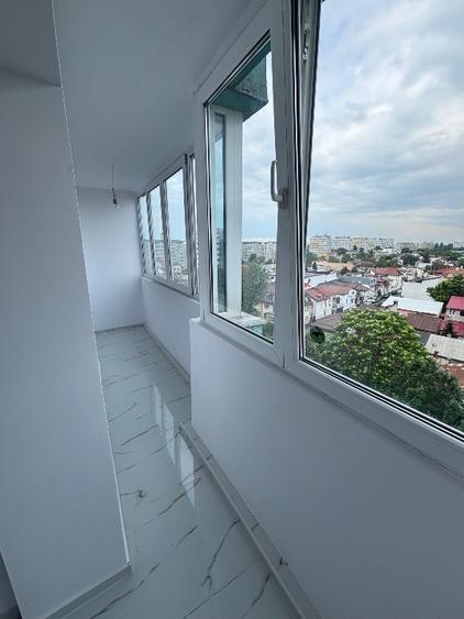 Apartament cu 3 camere decomandat în Banu Manta