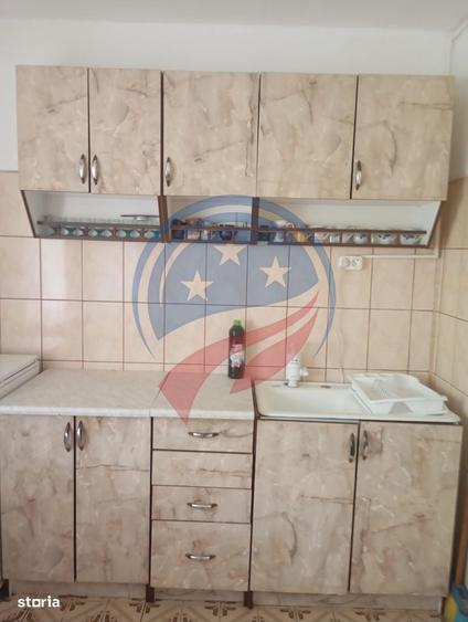 Apartament cu 3 camere decomandat în Brazda lui Novac