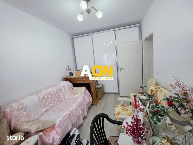 Apartament cu 3 camere, mobilat în Micești
