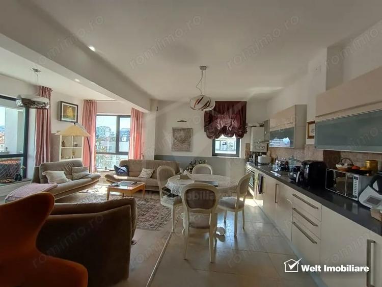 Apartament cu 3 camere decomandat în Central