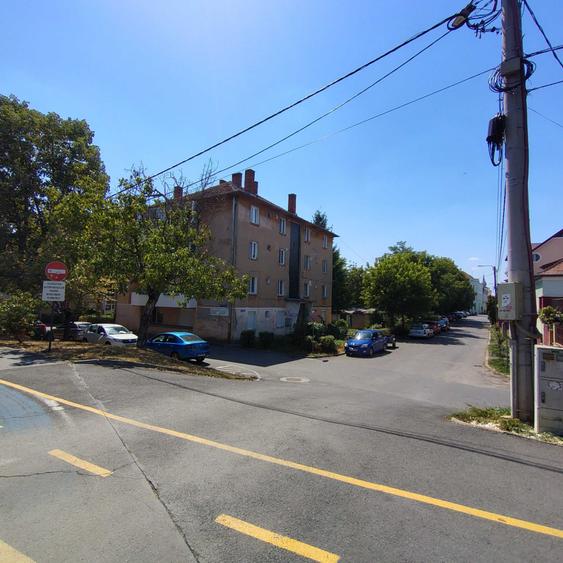 Apartament cu 2 camere decomandat în Ultracentral