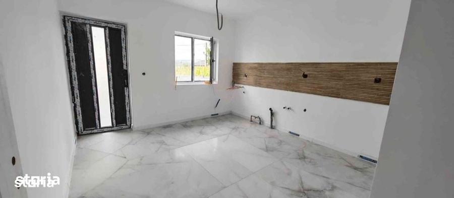 Casă cu 3 camere cu Teren 360 Mp în Holboca