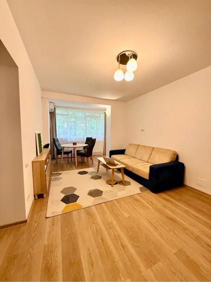 Apartament cu 2 camere decomandat în Cotroceni