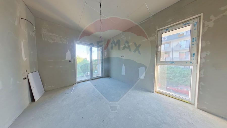 Duplex cu 5 camere cu Teren 249 Mp în Chinteni