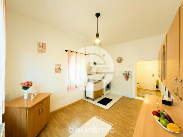 Casă cu 4 camere cu Teren 675 Mp în Central