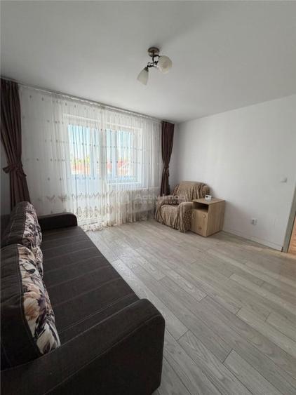 Apartament cu 2 camere decomandat în Titan — fotografia 1