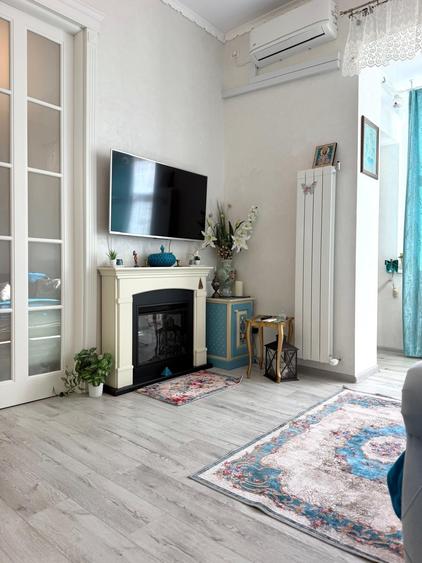 Apartament cu 2 camere semidecomandat în Universitate