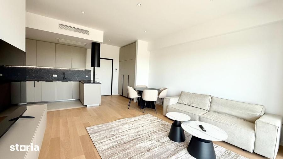 Apartament cu 3 camere în Tei