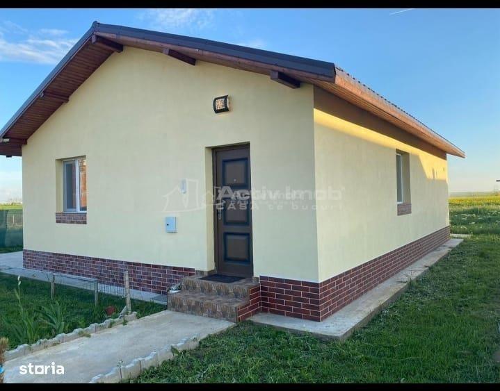 Casă cu 3 camere cu Teren 400 Mp în Central