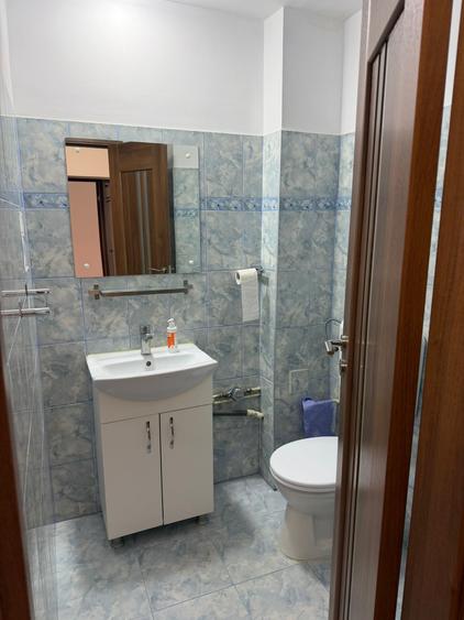 Apartament cu 3 camere decomandat în Județean