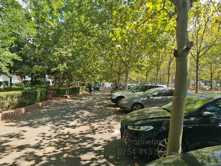 Apartament cu 2 camere semidecomandat în 1 Decembrie 1918