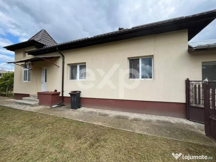 Casă cu 3 camere cu Teren 1140 Mp în Central