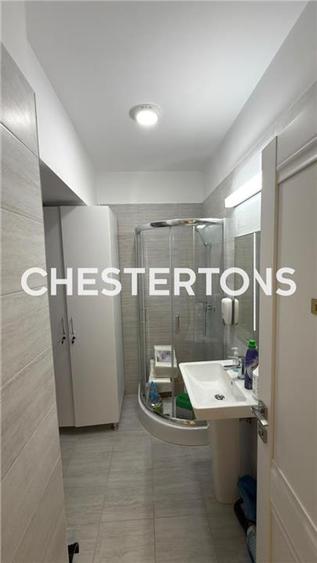 Apartament cu 3 camere decomandat în Drumul Taberei