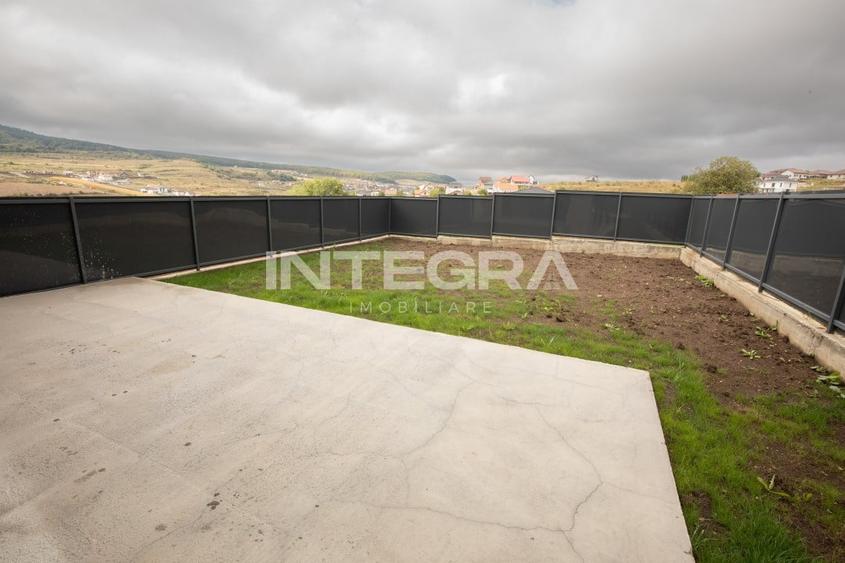 Casă individuală cu 6 camere cu Canalizare în Chinteni